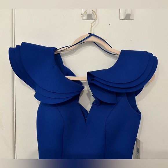 Eliza J Scuba Cocktail Dress – Size 4 – New With Tags - Picture 3 of 7